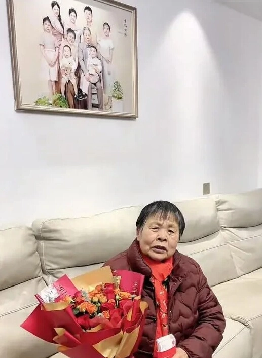 Con dâu vừa rời bàn đẻ đã tuyên bố năm sau sinh con thứ 8 tình trạng hiện tại của bố mẹ chồng gây tranh cãi - 7