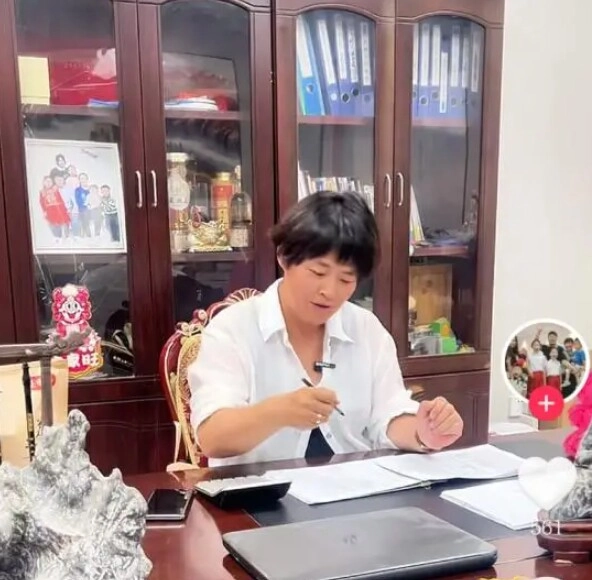 Con dâu vừa rời bàn đẻ đã tuyên bố năm sau sinh con thứ 8 tình trạng hiện tại của bố mẹ chồng gây tranh cãi - 9