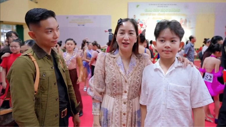 Con gái khánh thi nối bước anh trai kubi thành đương kim vô địch dancesport cả nhà tháp tùng vì lo ái nữ bỏ thi - 2