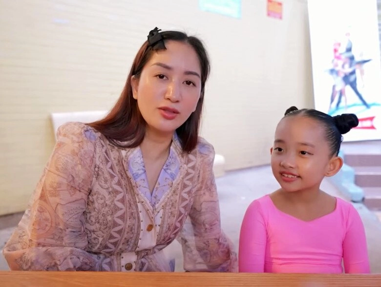 Con gái khánh thi nối bước anh trai kubi thành đương kim vô địch dancesport cả nhà tháp tùng vì lo ái nữ bỏ thi - 7