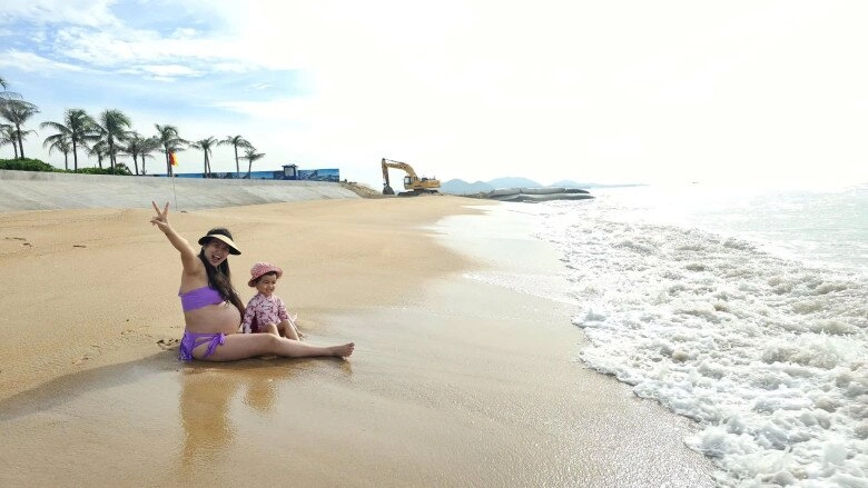 Con gái lai ấn của võ hạ trâm nói chuyện như bà cụ non lớn lên cá tính mạnh bằng cả ba mẹ cộng lại - 5