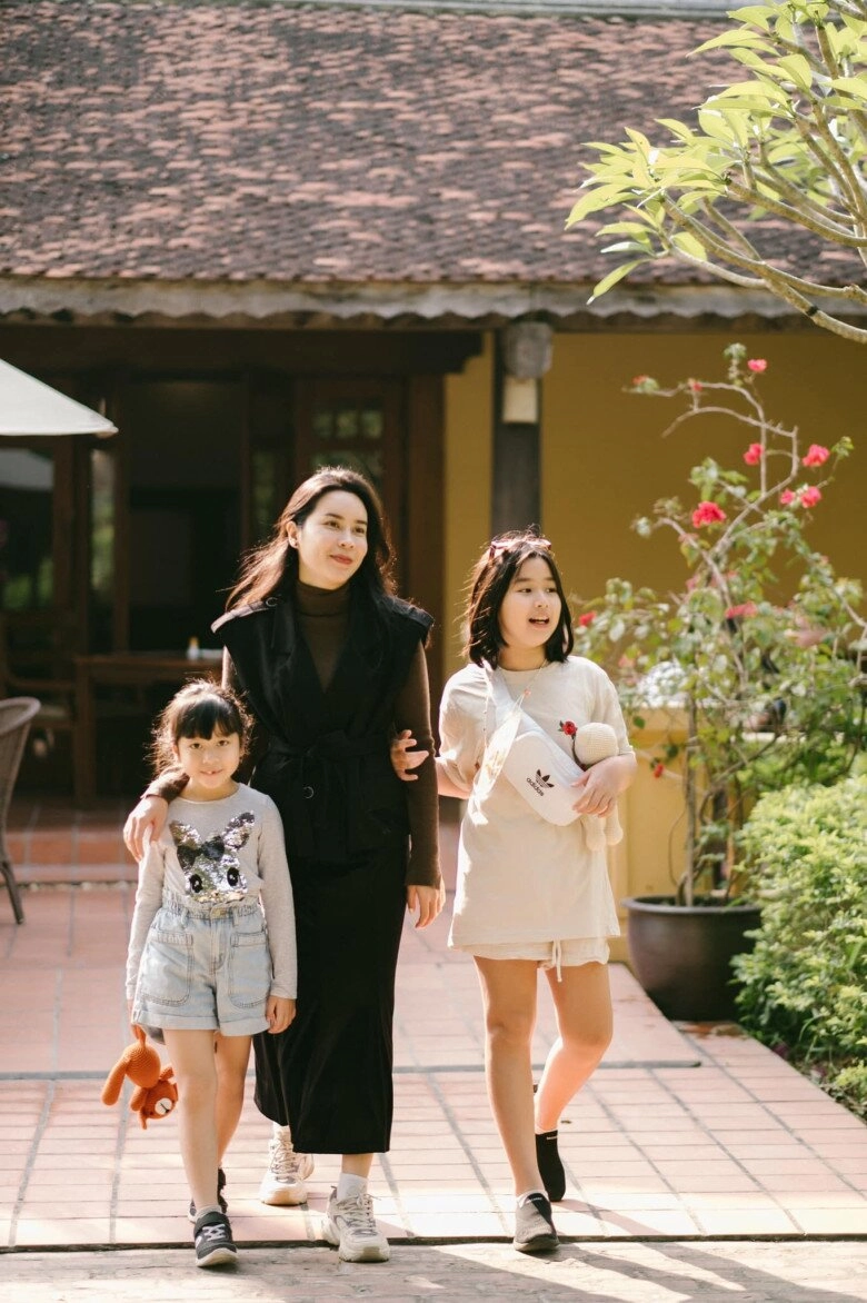 Con gái lưu hương giang xin lỗi vì chê đồ ăn mẹ nấu không ngon ngày càng như bản sao của hồ hoài anh - 5