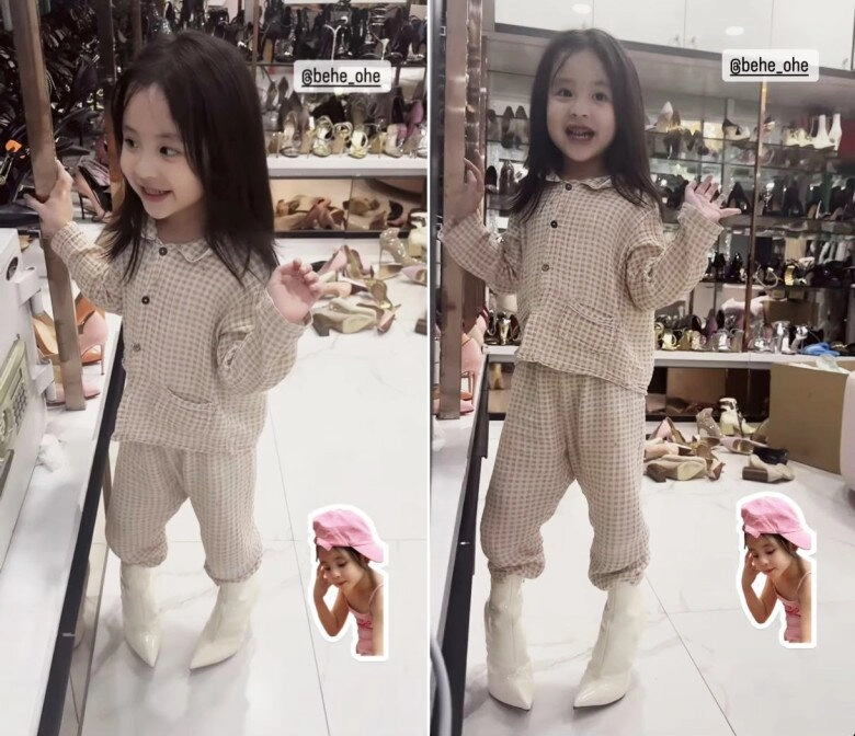 Con gái ngọc trinh được nuôi chuẩn tiểu thư gương mặt giống hệt mẹ 5 tuổi đã điệu đà mê cao gót - 2