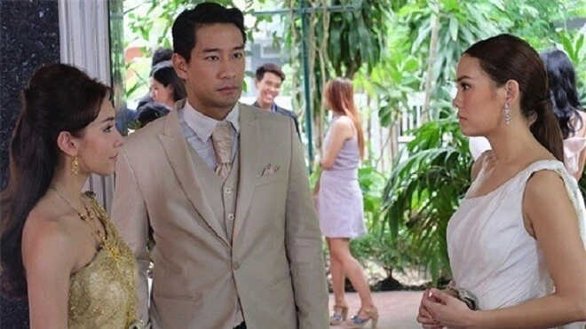 Con gái riêng của mẹ kế lấy chồng tôi miễn cưỡng tham dự rồi chết lặng khi thấy mặt chú rể - 2