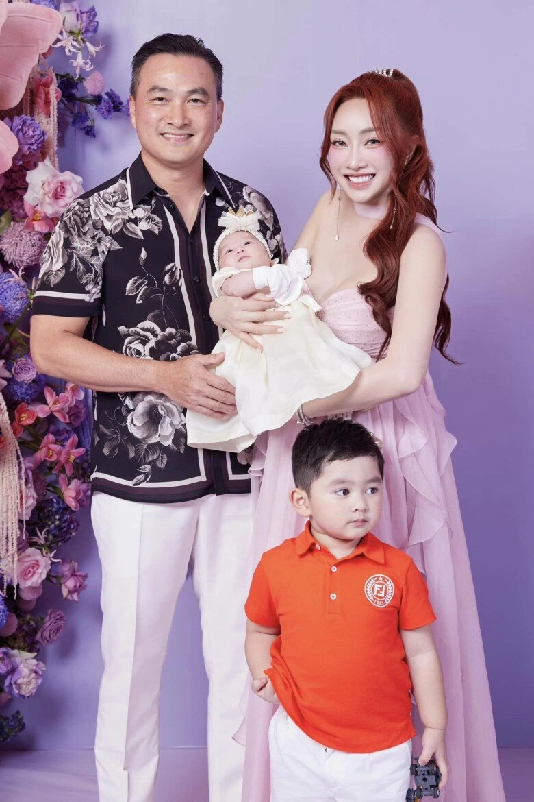 Con gái sao việt cùng tên linh ái nữ của chi bảo mặc toàn đồ hiệu lisa nhà hồ ngọc hà như hoa hậu nhí - 4