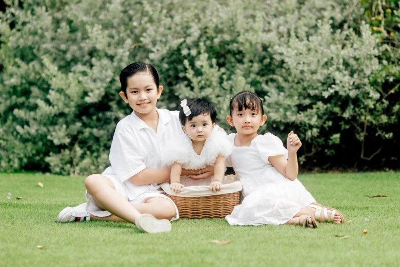 Con gái sao việt cùng tên linh ái nữ của chi bảo mặc toàn đồ hiệu lisa nhà hồ ngọc hà như hoa hậu nhí - 18