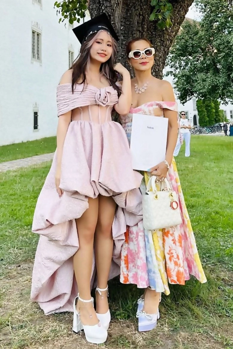 Con sao theo ngành y ái nữ mỹ lệ đỗ 5 trường đại học ở đức con gái hiệp gà đang học thì sinh con - 3