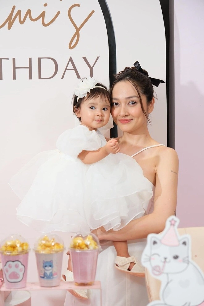 Con sao vào sinh nhật 1 tuổi quý tử nhà cường đô la mở tiệc sang chảnh con gái đỗ mỹ linh lộ diện mạo - 14