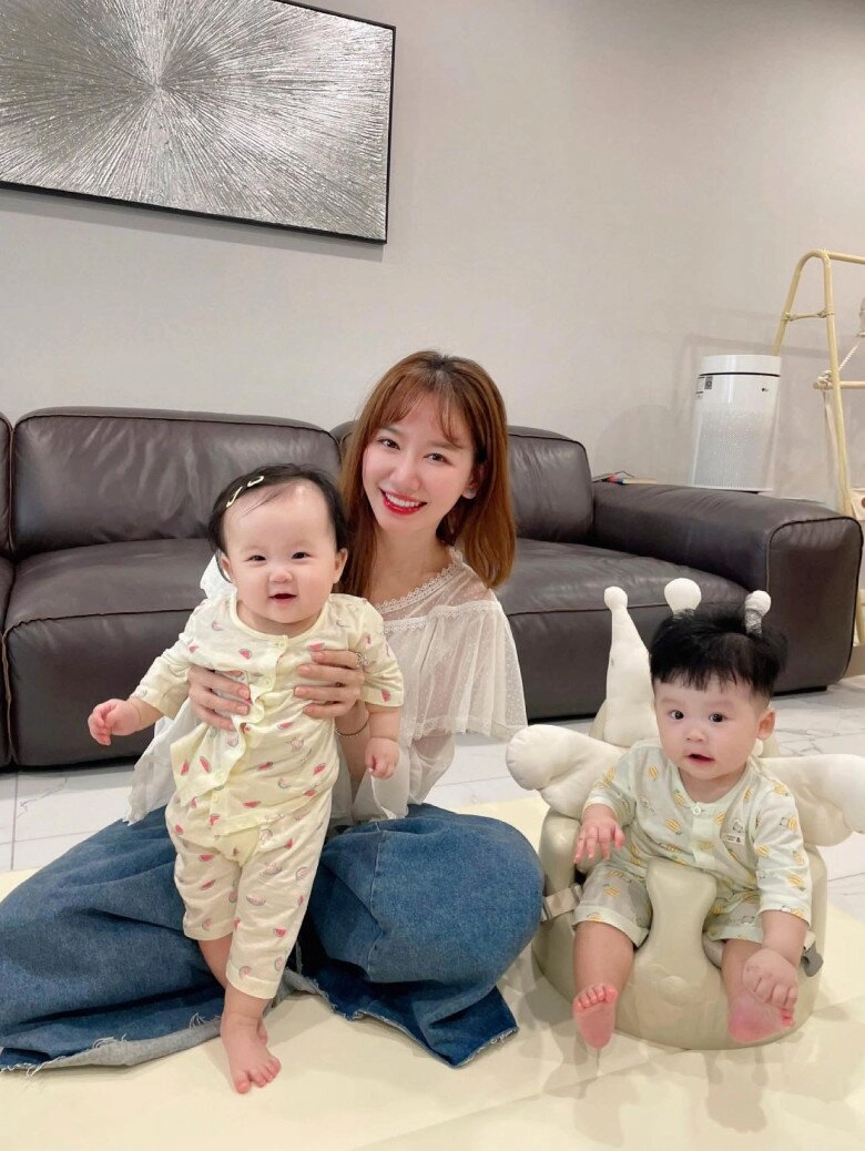 Con sao việt lai hàn ái nữ nhà lâm chấn khang có năng khiếu nghệ thuật cặp song sinh của sam xinh như thiên thần - 10