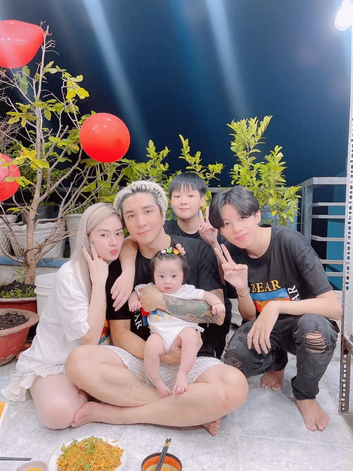 Con sao việt lai hàn ái nữ nhà lâm chấn khang có năng khiếu nghệ thuật cặp song sinh của sam xinh như thiên thần - 15