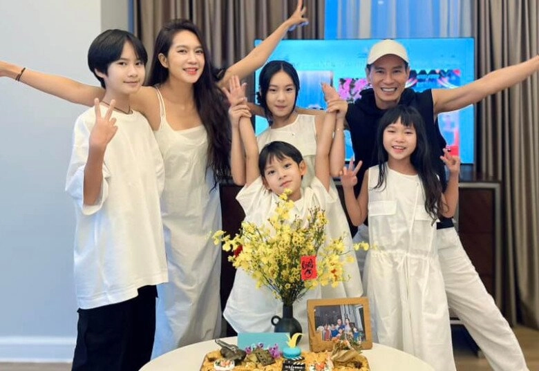 Con sao việt nói trên 3 thứ tiếng thiên từ nhà đan trường học tiếng từ 2 tuổi con trai lý hải biết 5 ngôn ngữ - 15