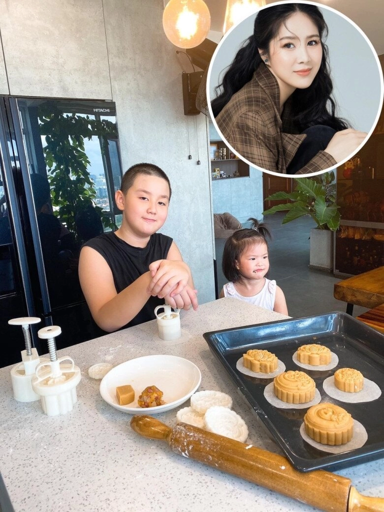 Con sao việt trổ tài làm bánh quý tử nhà lê phương làm bánh trung thu con trai tăng thanh hà cực chuyên nghiệp - 5