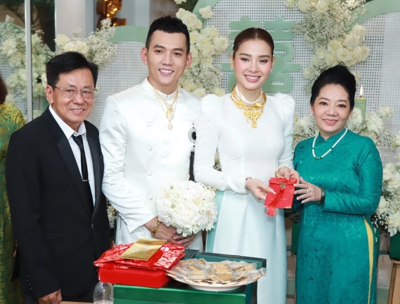 Con sao việt vừa ra đời đã có vàng ái nữ nhà nhật kim anh nhận quà trăm triệu con trai đàm vĩnh hưng đi lùi về đích - 7