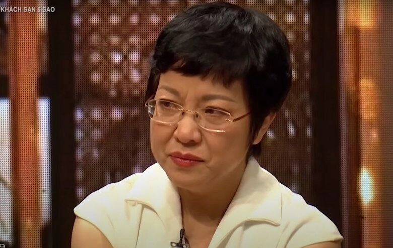 Con trai nsnd công lý làm thảo vân khóc nghẹn chỉ cần người đó chăm sóc cho mẹ em sẽ gọi là bố - 10