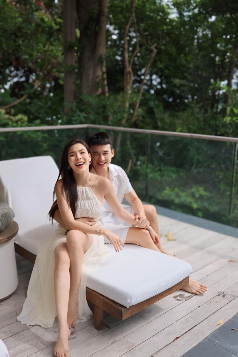 Con trai quốc tịch mỹ nhà thúy diễm tình cảm chúc mừng sinh nhật bố ngoại hình điển trai y hệt lương thế thành - 11