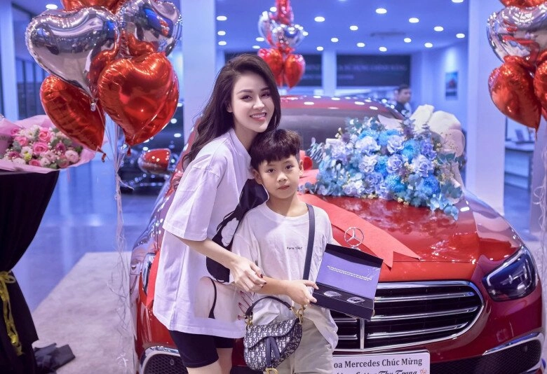 Cùng 35 tuổi lương thu trang hút mọi ống kính trong nhiệm vụ a80 sam làm mẹ 2 con ở nhà hơn 10 tỷ đồng - 7