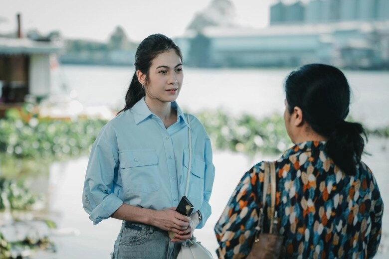 Cùng con gái tới thăm nhà bạn trai con thấy mặt bố của chàng rể tương lai tôi xoay người rời đi - 2