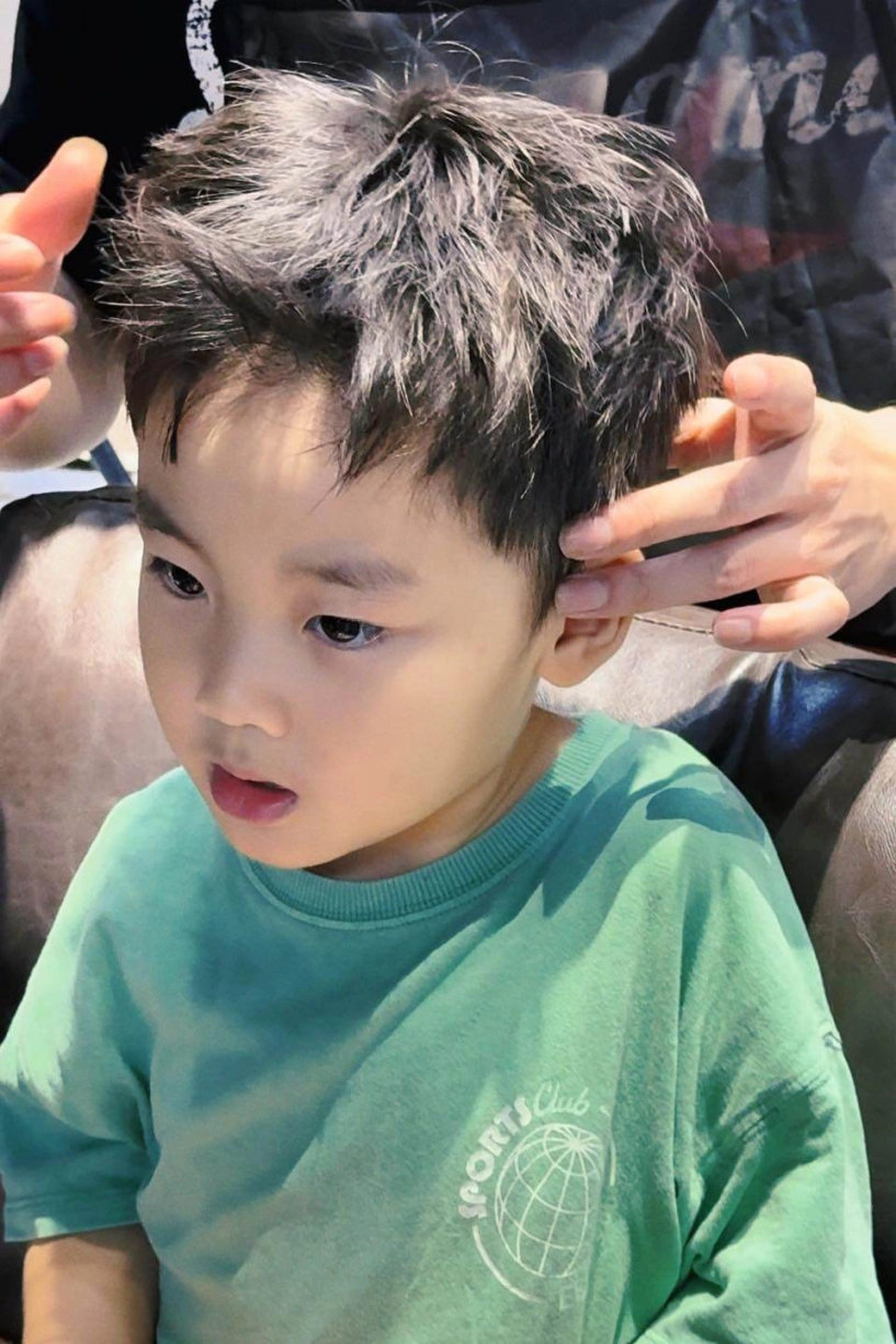 Cùng làm mẹ đơn thân ngọc lan nói nể hòa minzy trong việc dạy con bé bo xuất hiện vài phút nhưng gây sốt mxh - 8