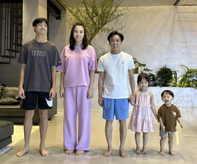 Cường đô la khoe ảnh chụp cùng mẹ ruột ngày mùng 4 tết mẹ đàm thu trang bình luận tình cảm - 5