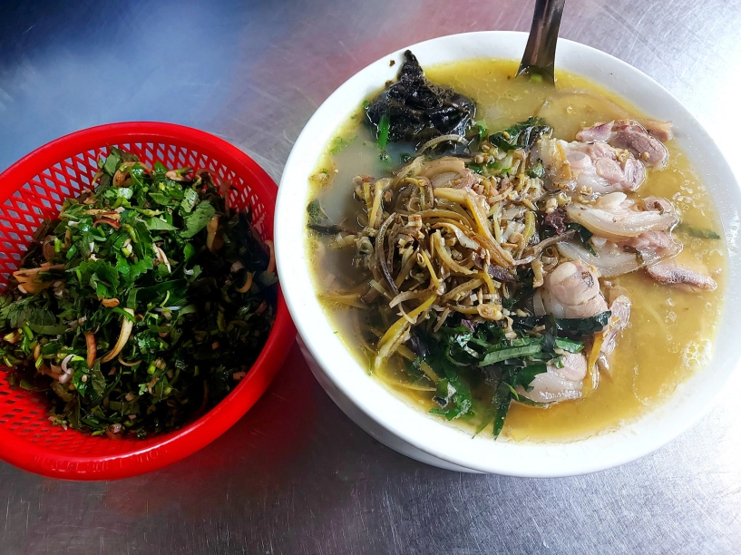 Đặc sản cây nhà lá vườn ở thái bình có nước dùng màu đục khách ăn liền 2 bát - 1