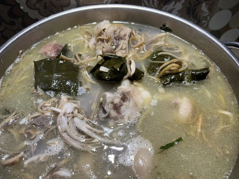 Đặc sản cây nhà lá vườn ở thái bình có nước dùng màu đục khách ăn liền 2 bát - 3