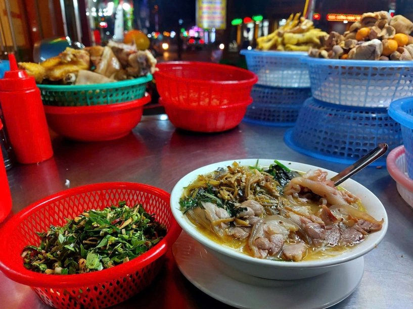 Đặc sản cây nhà lá vườn ở thái bình có nước dùng màu đục khách ăn liền 2 bát - 4