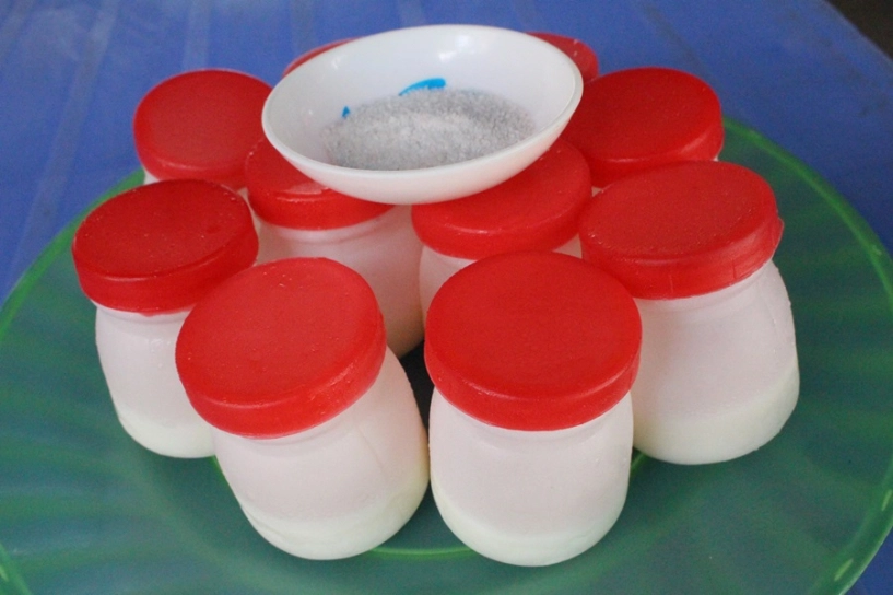 Đặc sản nhà làm chỉ có ở đà nẵng cả xóm bán một món ăn vặt lạ mà quen hương vị 3 trong 1 ai cũng ăn được - 1