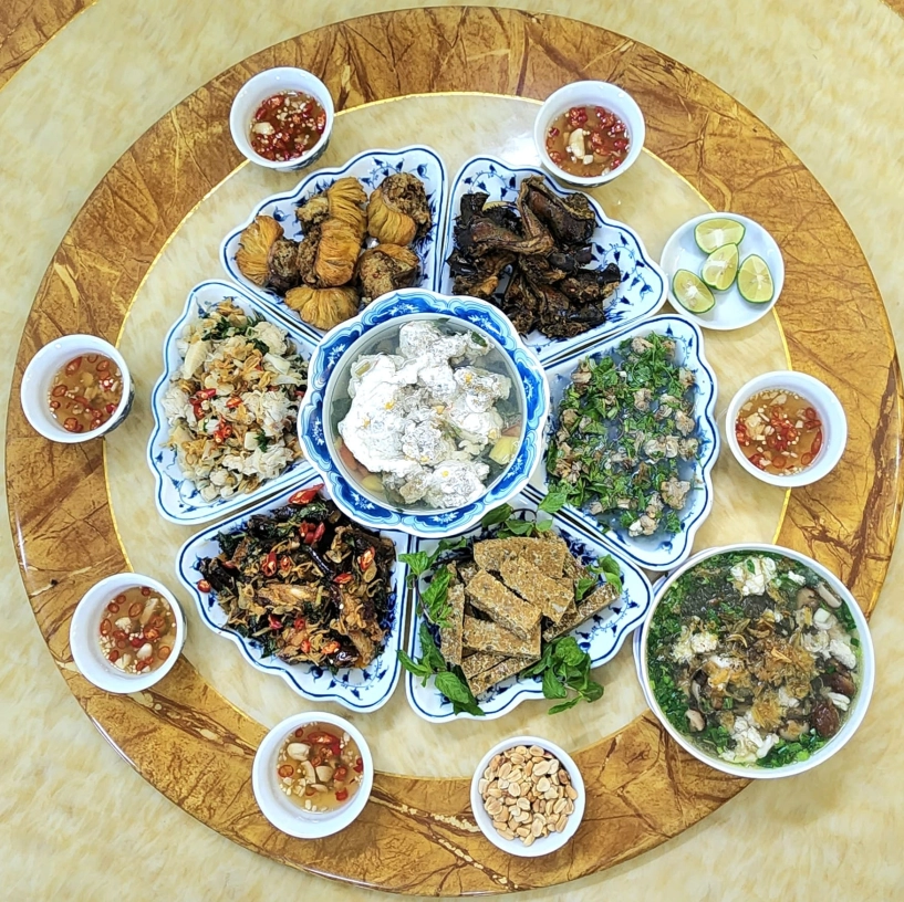 Đặc sản nức tiếng quảng ninh làm 7 món khách ăn no chỉ 270000 đồng - 7