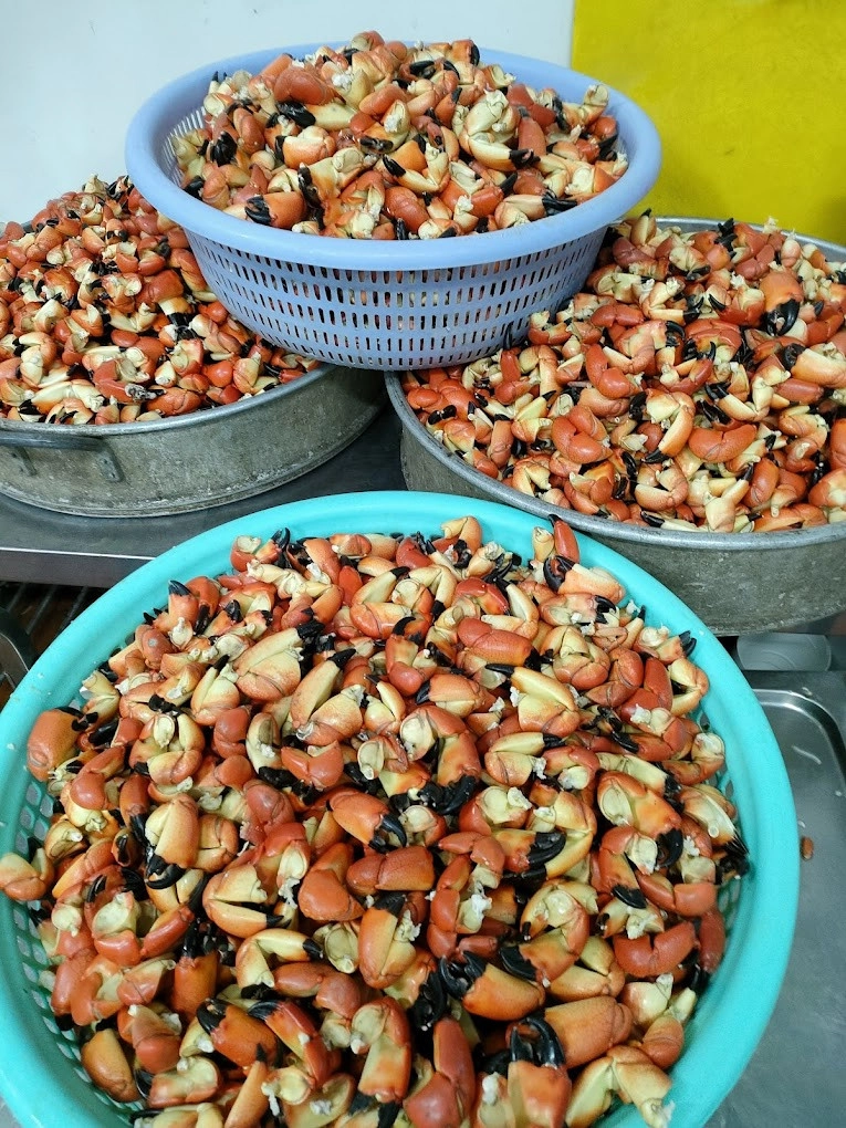 Đặc sản ở quảng ninh có tên gọi lạ thực khách thỏa cơn thèm hải sản - 5