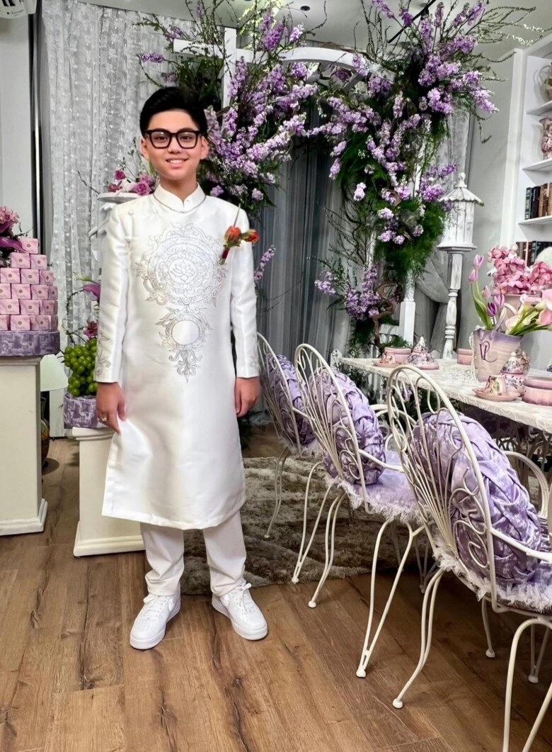 Đám cưới khánh vân và chồng hơn 17 tuổi cô dâu diện trang sức 1 tỷ chú rể bị bệnh nghề nghiệp ngay trong ngày vui - 17