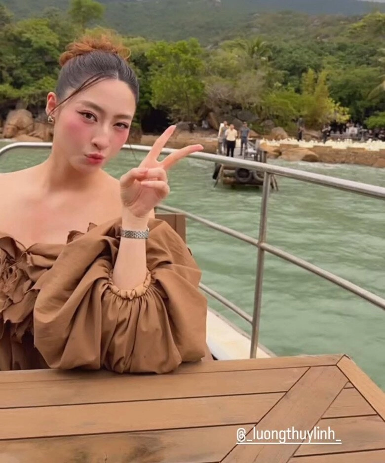 Đám cưới salim - doanh nhân hải long con gái pam iu ơi được mẹ dắt tay vào lễ đường đầu đội nhẫn cưng xỉu - 14