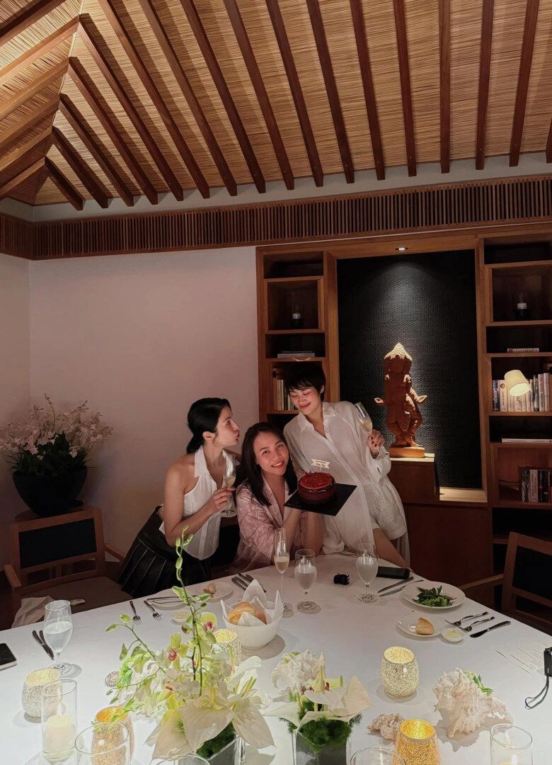 Đàm thu trang mặt mộc đón sinh nhật không cường đô la không tiệc tùng tưng bừng khói lửa - 2