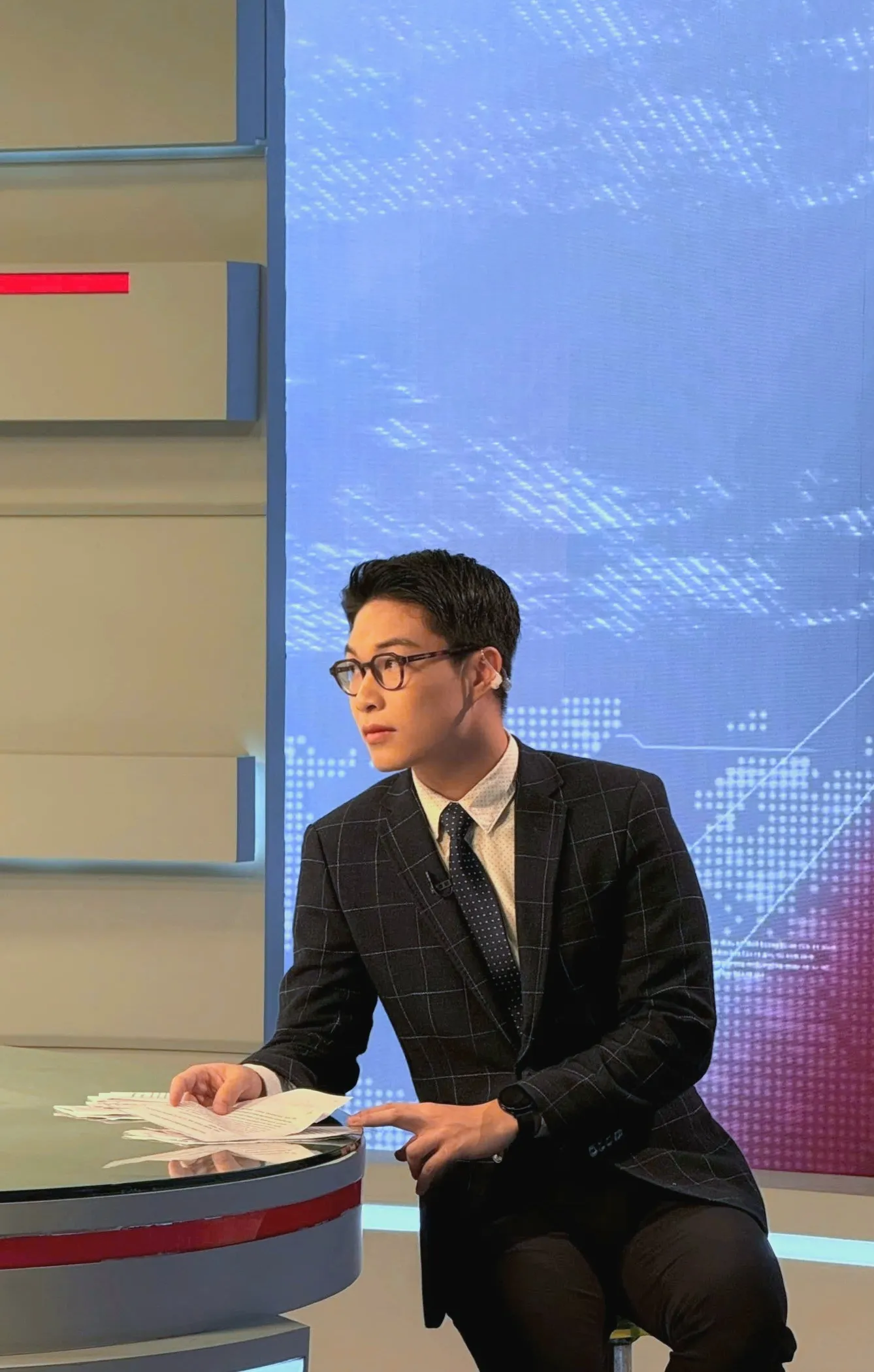Dàn btv tài năng của kênh vietnam today người tốt nghiệp đại học hàng đầu thế giới người là giảng viên học viện ngoại giao - 2