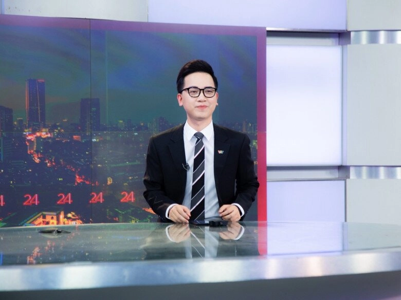 Dàn btv vtv tham gia diễu hành a80 người từng không được lên dẫn vì quá xấu người thi đỗ 2 trường đại học - 14