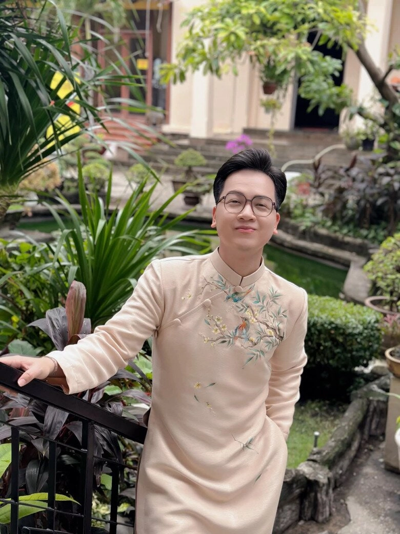 Dàn btv vtv tham gia diễu hành a80 người từng không được lên dẫn vì quá xấu người thi đỗ 2 trường đại học - 15