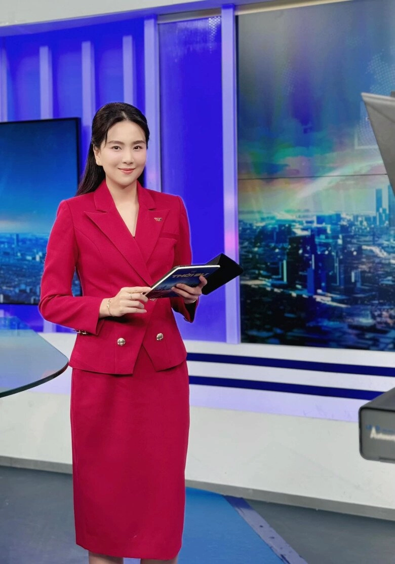 Dàn mc vtv đám cưới lần 2 mai ngọc giấu kín mặt ông xã thanh vân hugo yêu thương con riêng của chồng - 6