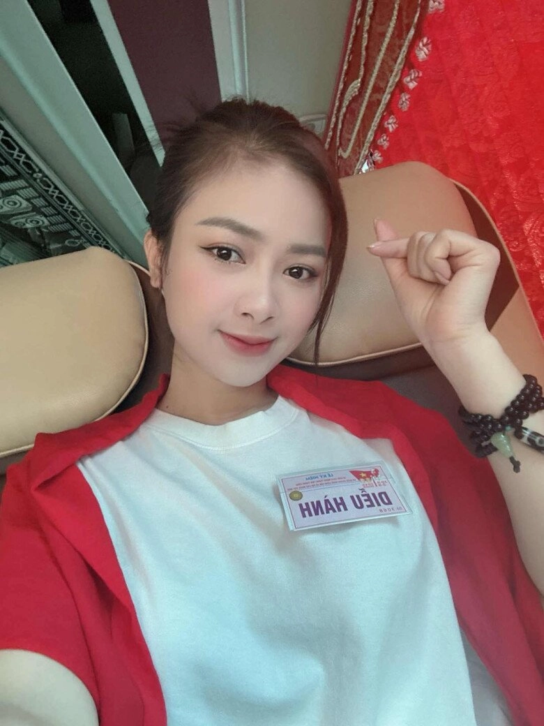 Dàn sao diễu hành sơ duyệt a80 đen vâu e thẹn đứng cạnh hoàng thùy linh dương hoàng yến đi lạc vào khối thiếu nhi - 7