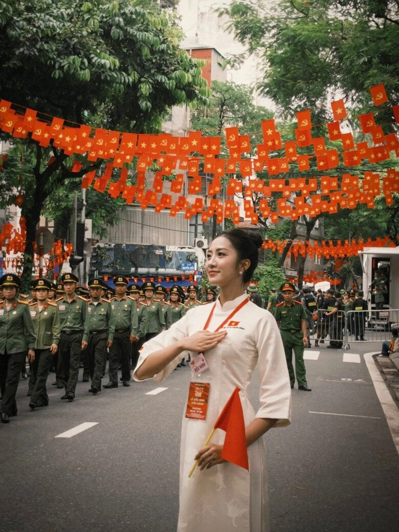 Dàn sao diễu hành sơ duyệt a80 đen vâu e thẹn đứng cạnh hoàng thùy linh dương hoàng yến đi lạc vào khối thiếu nhi - 17