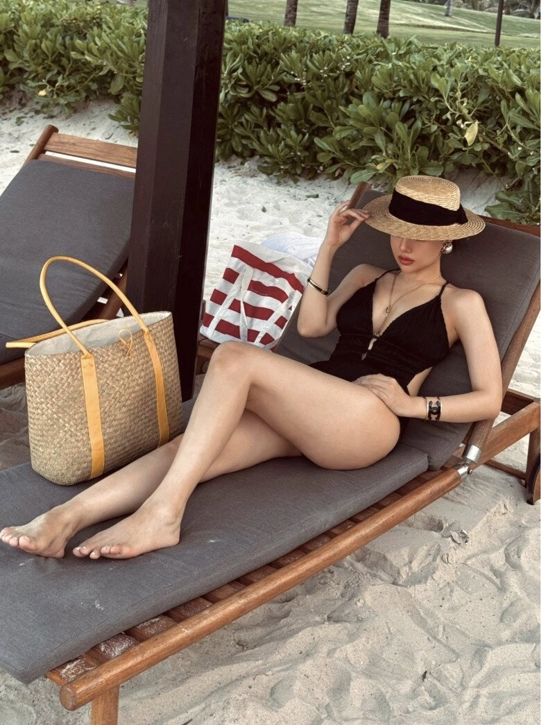 Dâu hào môn phanh lee diện bikini chỉ trung thành 2 gam màu vẫn toát thần thái phu nhân nghìn tỷ - 3