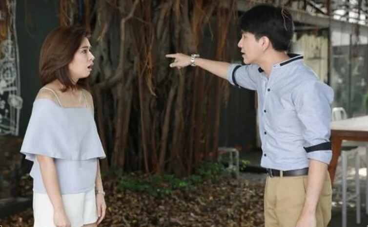Đêm tân hôn nghe tiếng chồng cũ và vợ mới cãi nhau mà tôi lo suốt đêm không ngủ được - 2