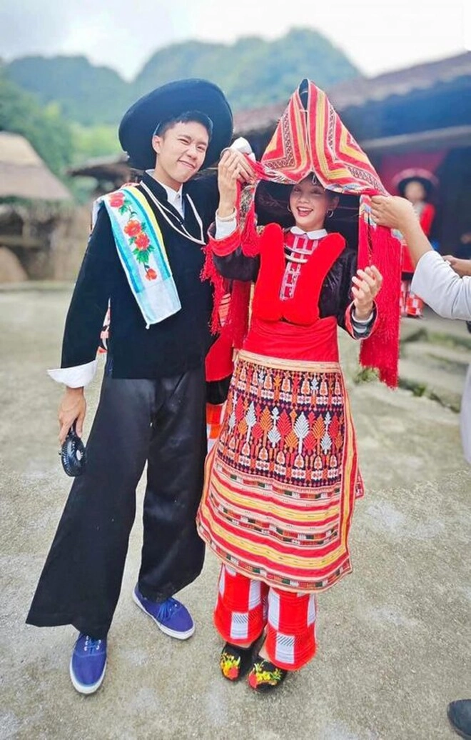 Đi giữa trời rực rỡ phim ngôn tình việt hay nhất hiện nay con trai vân dung chuẩn tổng tài phiên bản núi rừng - 2