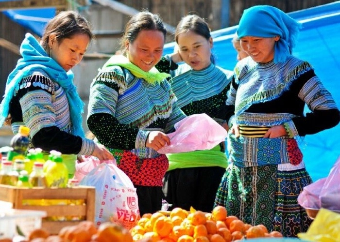 Đi lào cai không thể bỏ qua phiên chợ ven suối có 1-0-2 đủ loại đặc sản núi rừng vừa tươi vừa ngon rẻ - 3