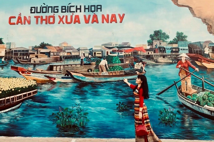 Địa điểm hot nhất hiện nay có cung đường chữ s rực rỡ cờ đỏ sao vàng đẹp như tranh thỏa mãn khách đi chill lẫn khám phá - 4