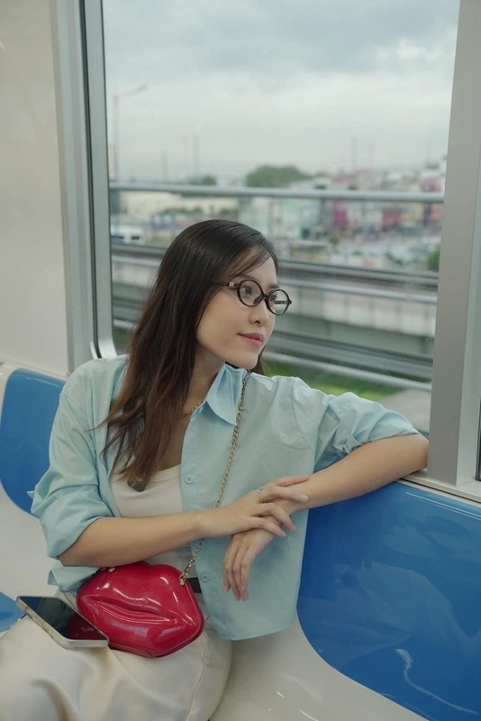 Điểm check-in đứng vào là có ảnh đẹp tại tuyến metro số 1 - 10