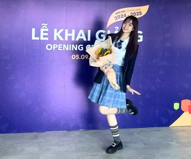 Diva mỹ linh xuất hiện cùng con gái ít người biết của bằng kiều cô bé 15 tuổi trông xinh đẹp ngỡ ngàng - 11