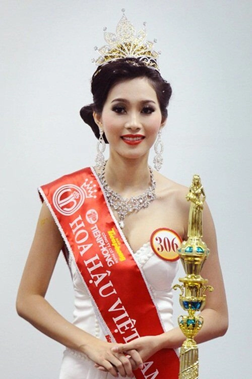 Đọ nhan sắc 3 nàng hậu việt lấy chồng đại gia ai cũng có một ưu điểm nổi bật ít ai sánh bằng - 1