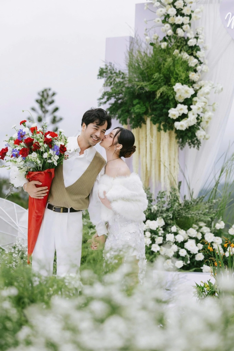 Đoàn minh tài cầu hôn bác sĩ kém 16 tuổi - 4