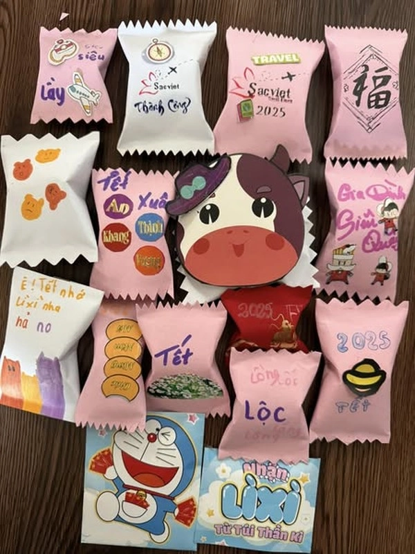 Độc lạ lì xì xé túi mù khiến giới trẻ thích thú tìm mua - 3