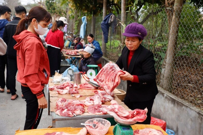 Độc lạ phiên chợ chỉ họp mùng 2 tết ở hải dương người bán không được nói thách người mua không được mặc cả - 4