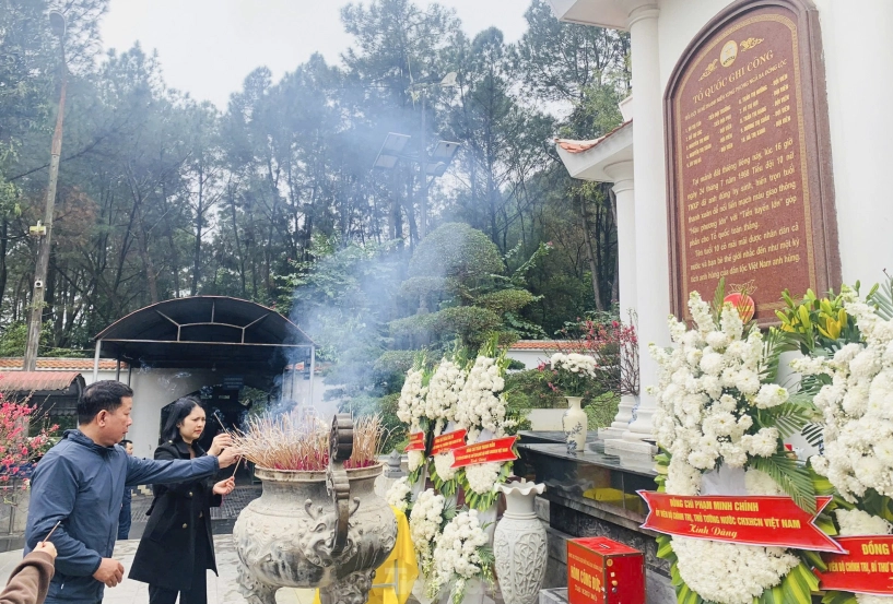 Dòng người hành hương về khu du lịch tâm linh nổi tiếng hà tĩnh - 17